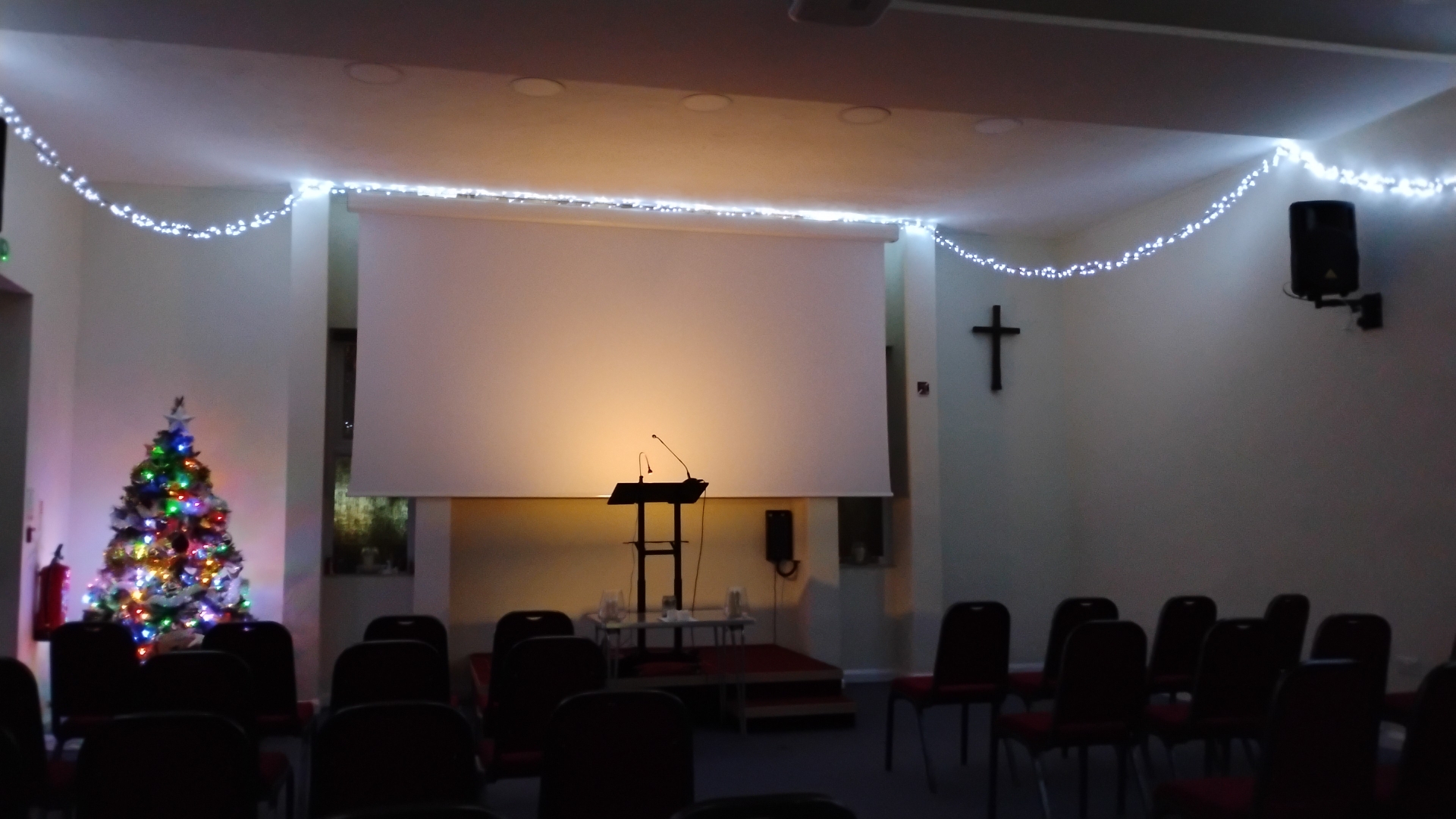 Carol service with short testimonies, readings and explanations